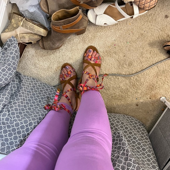 THE CUTEST GUESS CHUNKY HEELS TIE UP LACE BALLERINA SUMMER RIBBON TAN CORK 9 EUC - Picture 4 of 16